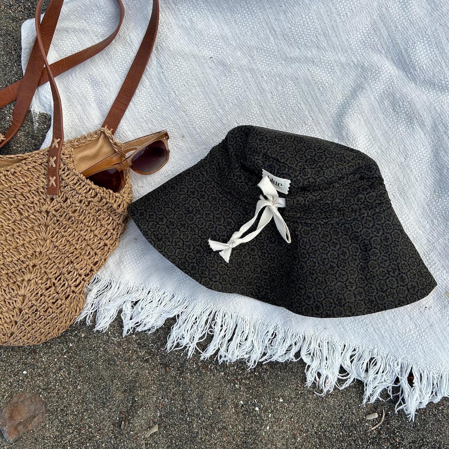 Cotton Wide Brim Sun Hat with Tie - Grey Floral