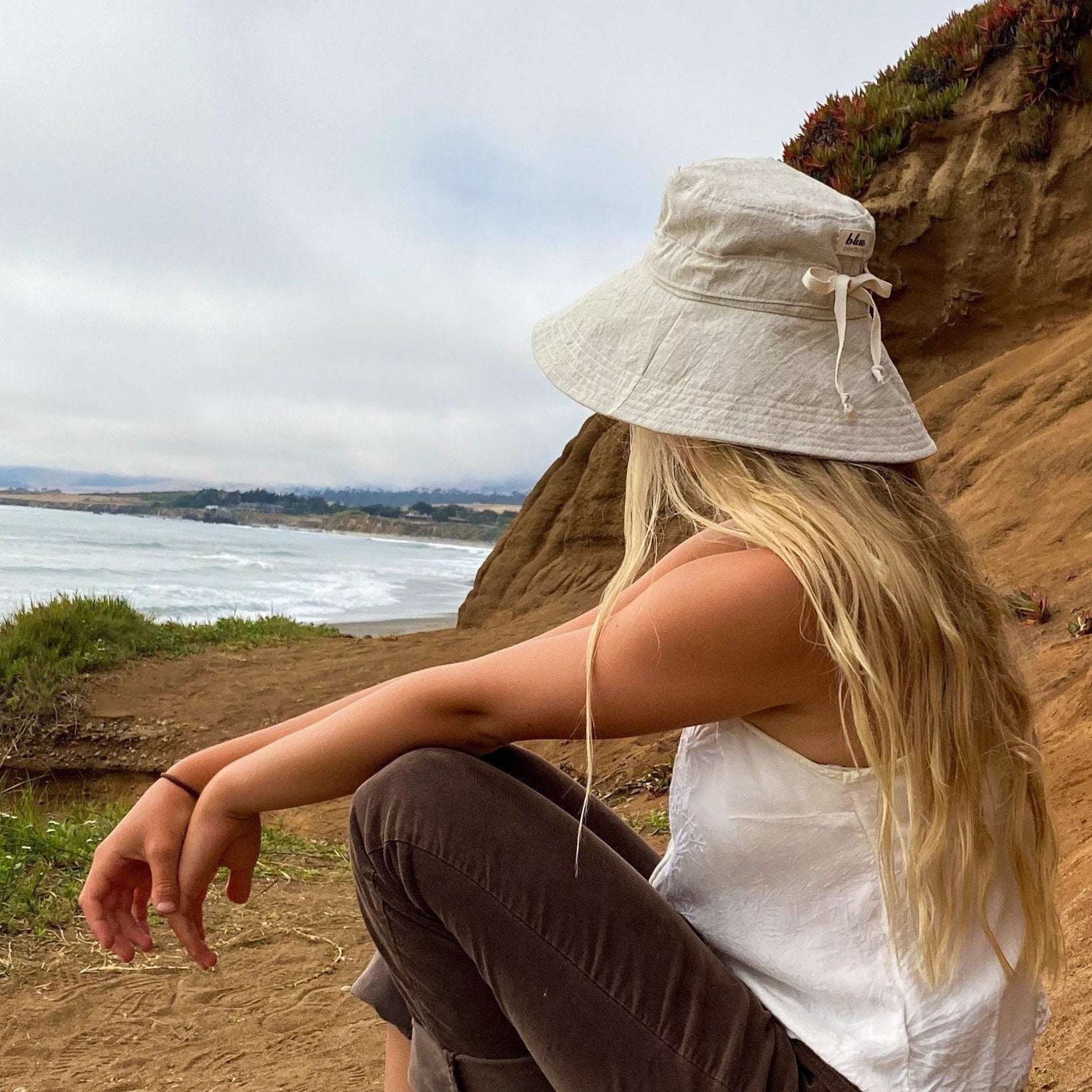 Wide Brim Sun Hat with Adjustable Tie, Linen Summer Hat for Women, Foldable Hat for Vacation, Beach Gift for Her, Beige Fabric Hat