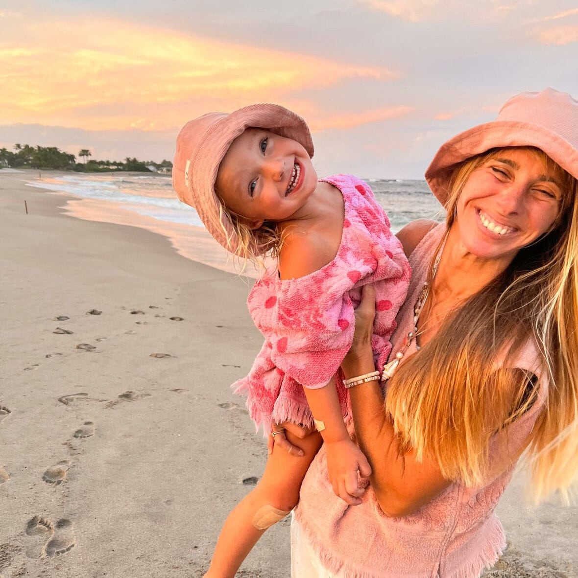 Mommy and Me Matching Pink Sun Hats, Corduroy Bucket Hats, Mama and Mini Set, Gift for New Mom and Infant, Family Hats for Fall