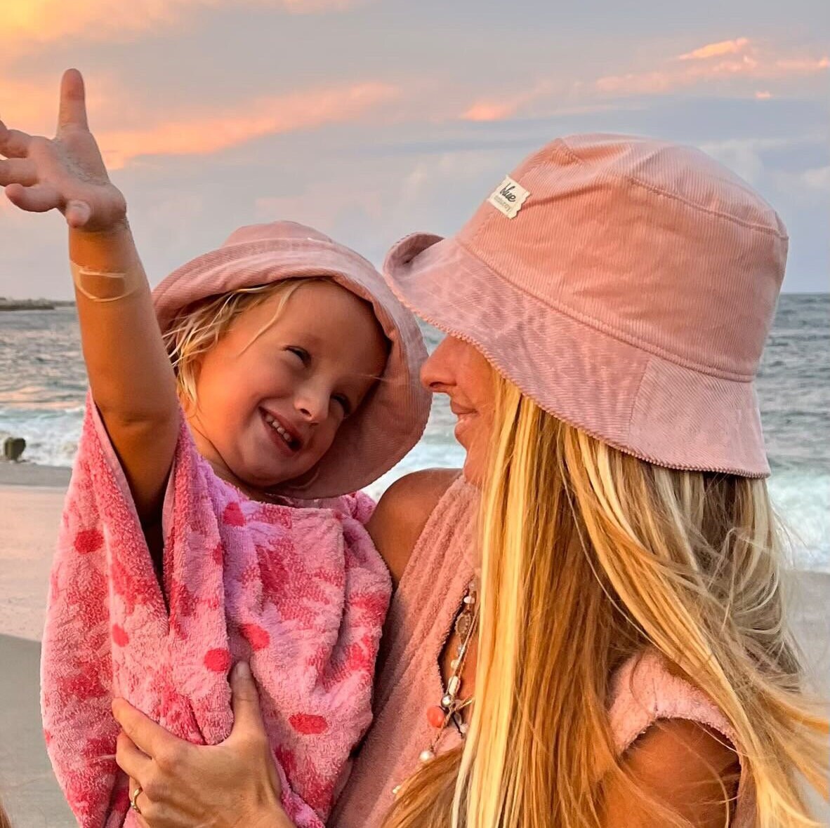 Matching Bucket Hats, Mommy and Me Matching Hats, Baby Bucket Hat, Brown Corduroy Hat, Father and Son Sun Hats, Fall Family Style