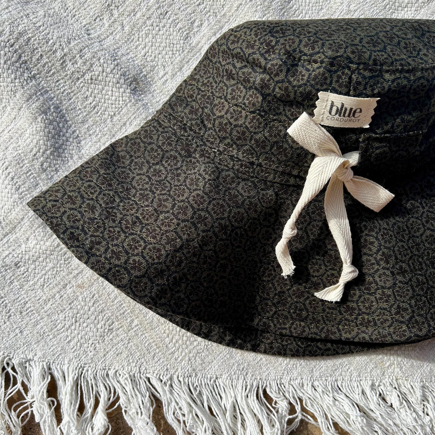 Cotton Wide Brim Sun Hat with Tie - Grey Floral